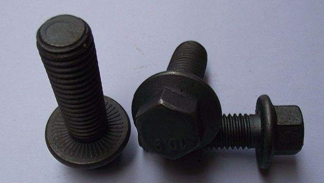 �ߏ�(qi��ng)����˨